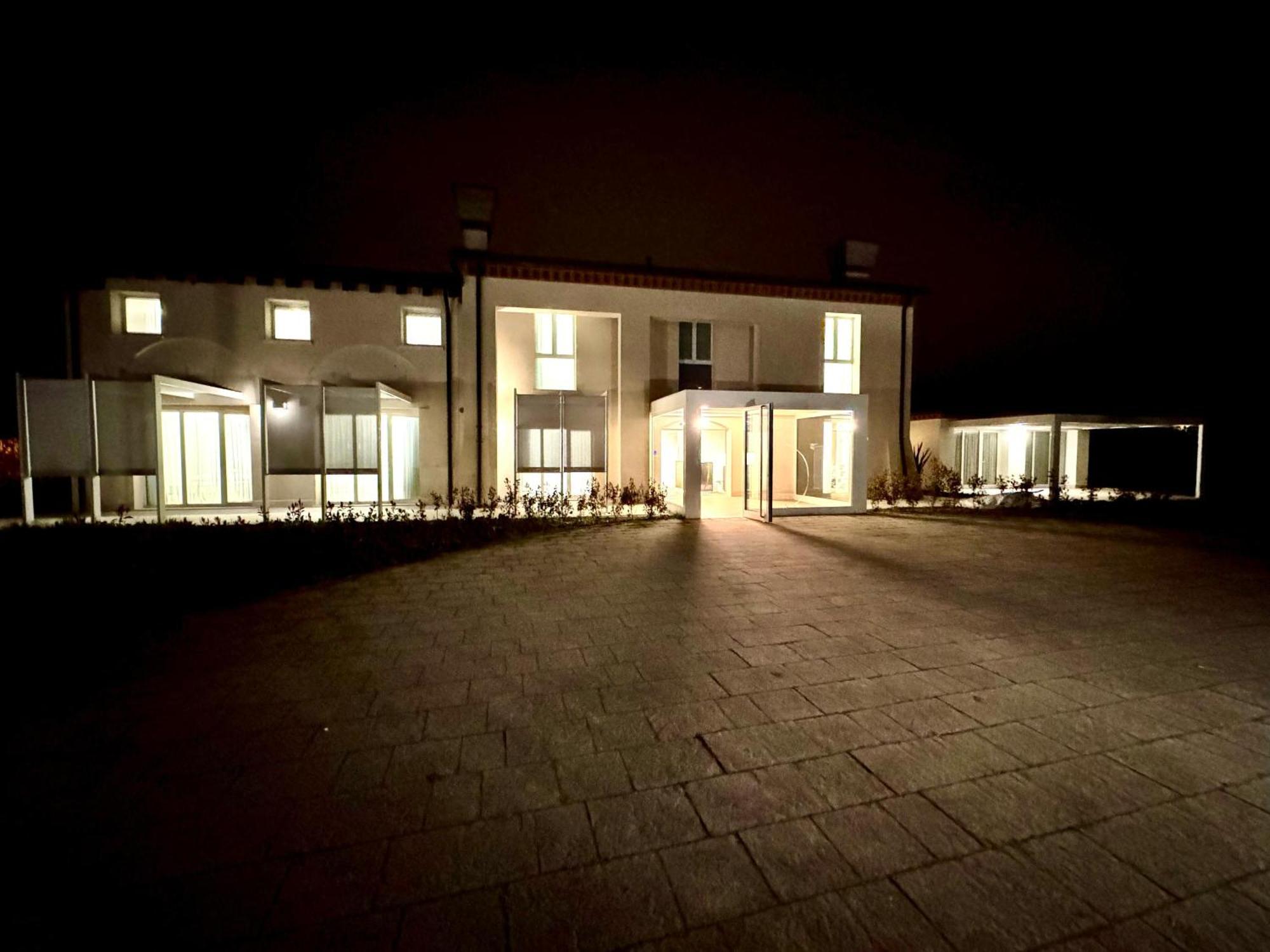 Hotel Villa Mary Santa Maria Di Sala Eksteriør billede