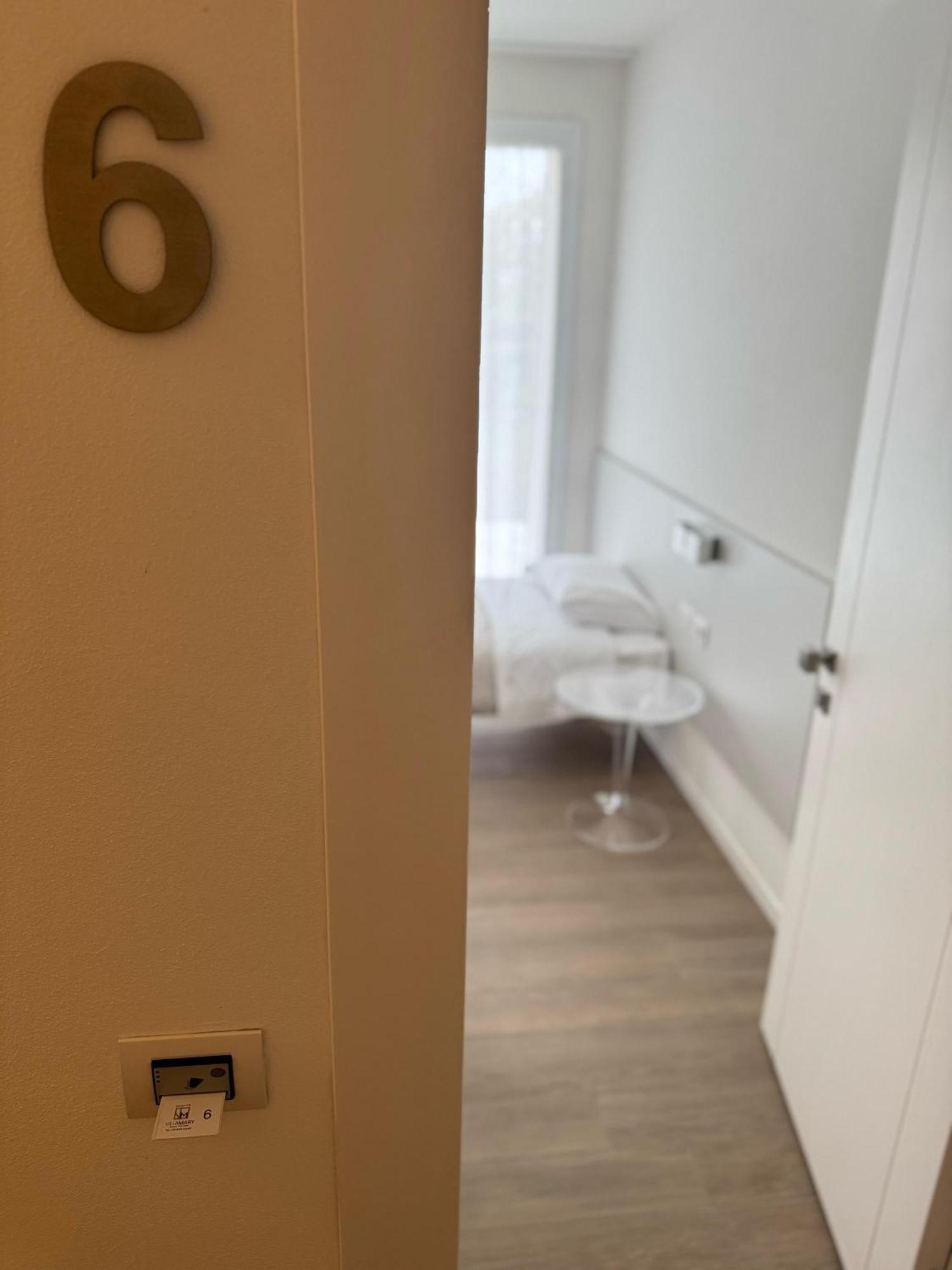Hotel Villa Mary Santa Maria Di Sala Eksteriør billede